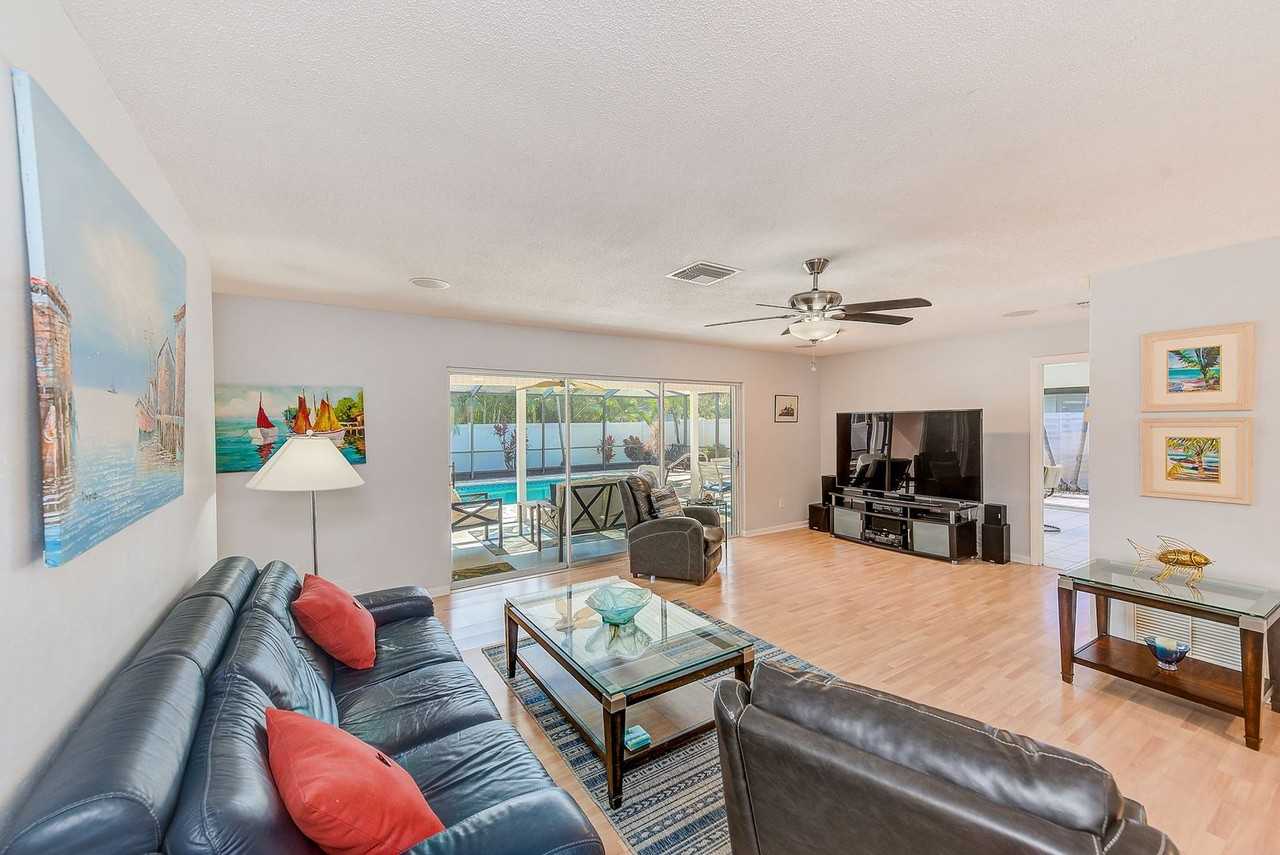 13880 88th Terrace - Photo 5 of 50