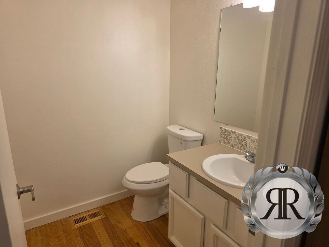 4003 Fechter Rd #B - Photo 7 of 21