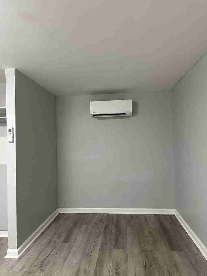 1109 Carolina Avenue - Photo 6 of 24