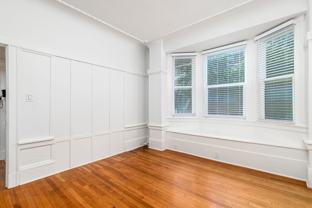 798 Post - Photo 1 of 1