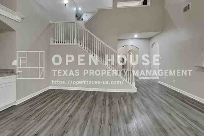 7806 Autumn Hollow Lane - Photo 5 of 26