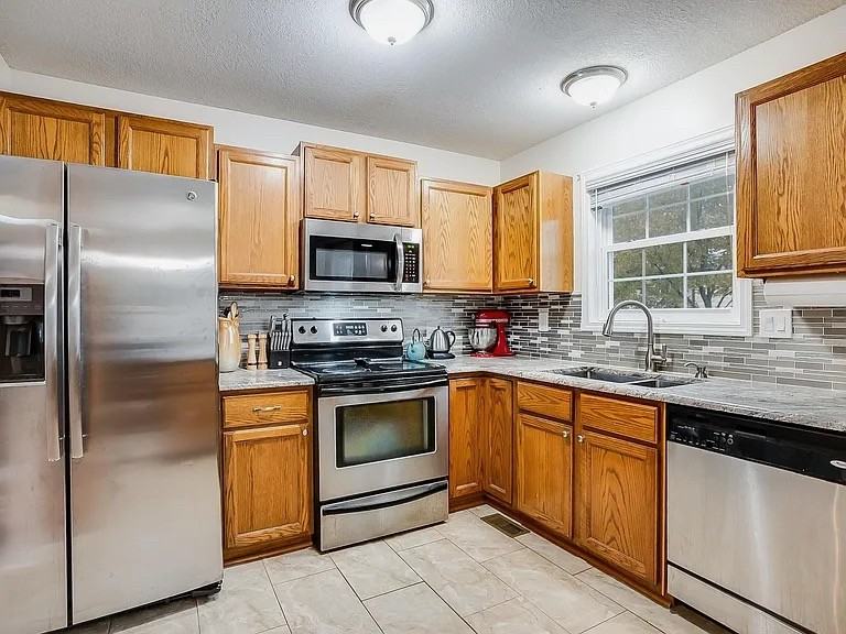 2748 South West Parkway #NA - Photo 3 of 19