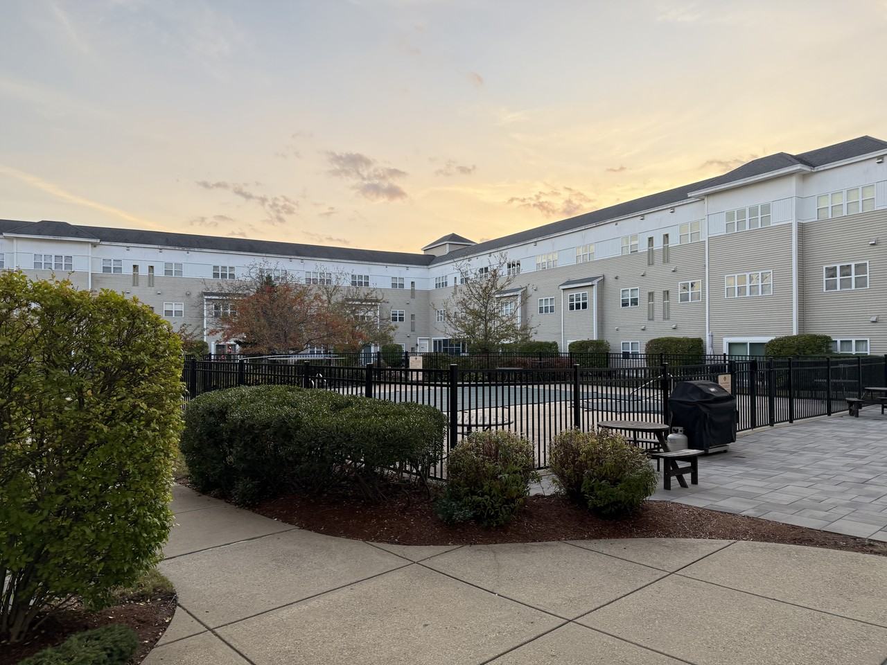 211 Central St #A113 - Photo 4 of 41