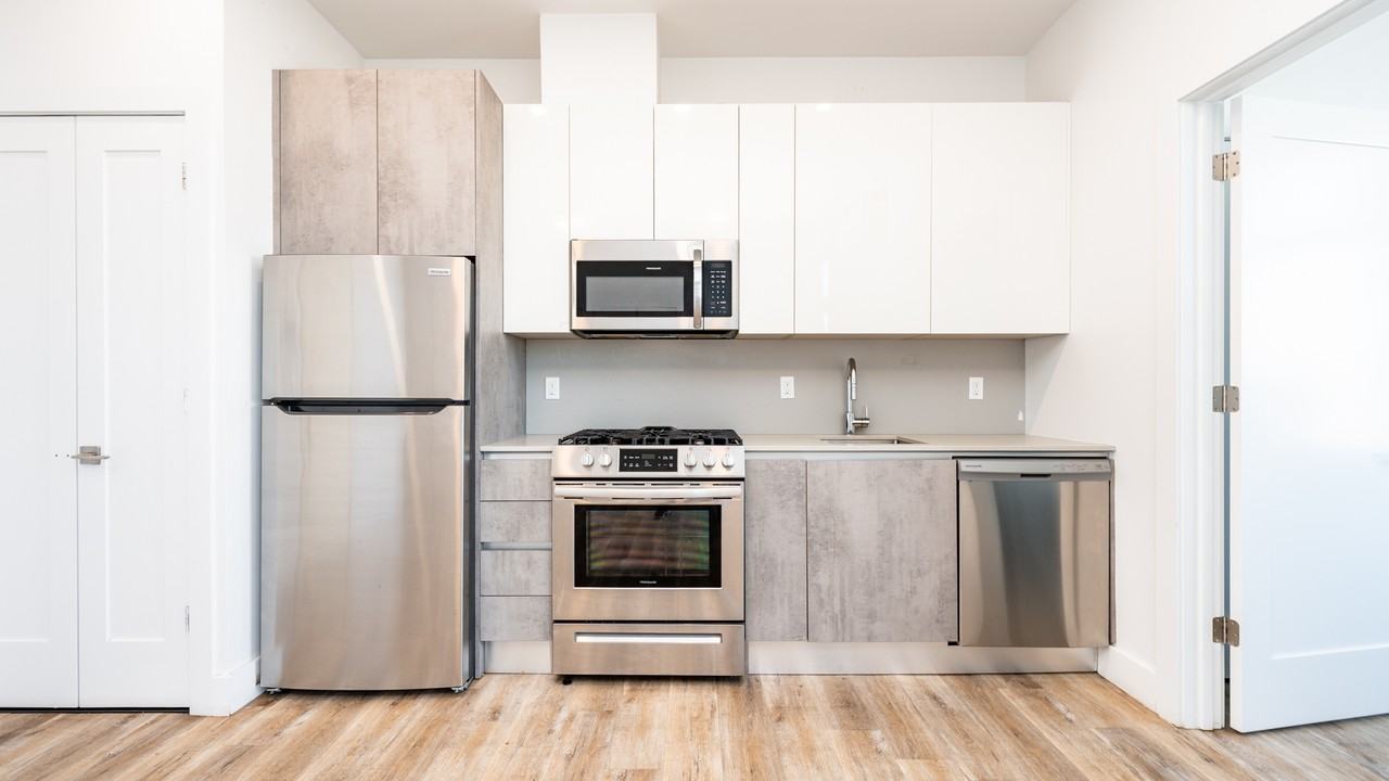 1780 Sheepshead Bay Rd #6D - Photo 3 of 23