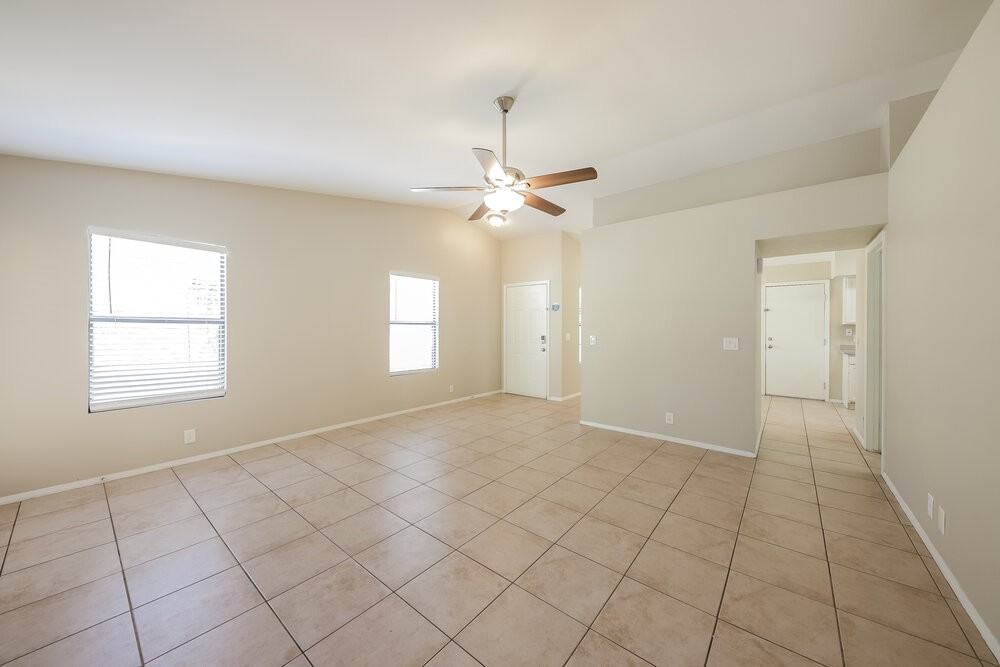 3814 W Marconi Ave - Photo 5 of 16