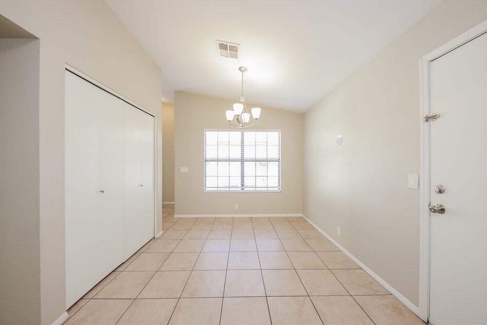 3814 W Marconi Ave - Photo 6 of 16