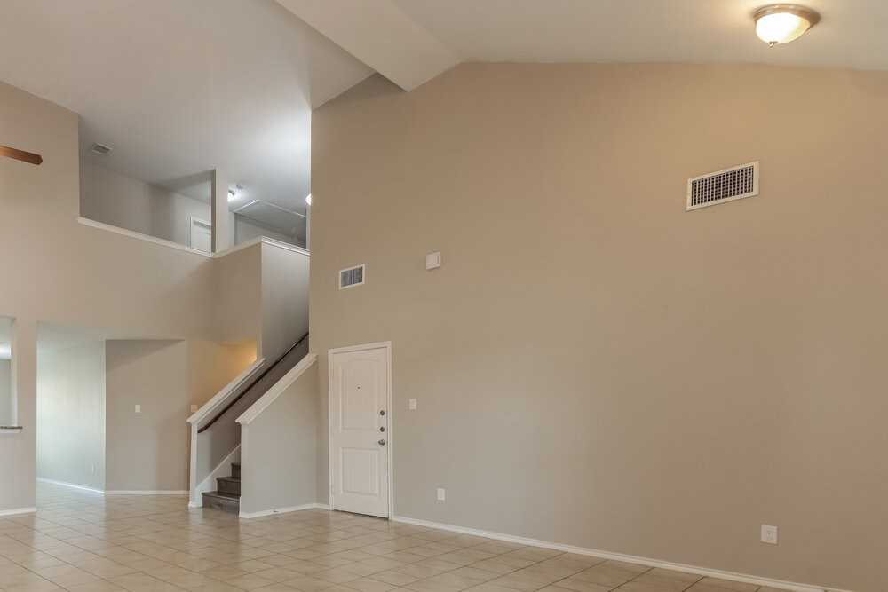 1405 Granite Path - Photo 5 of 17