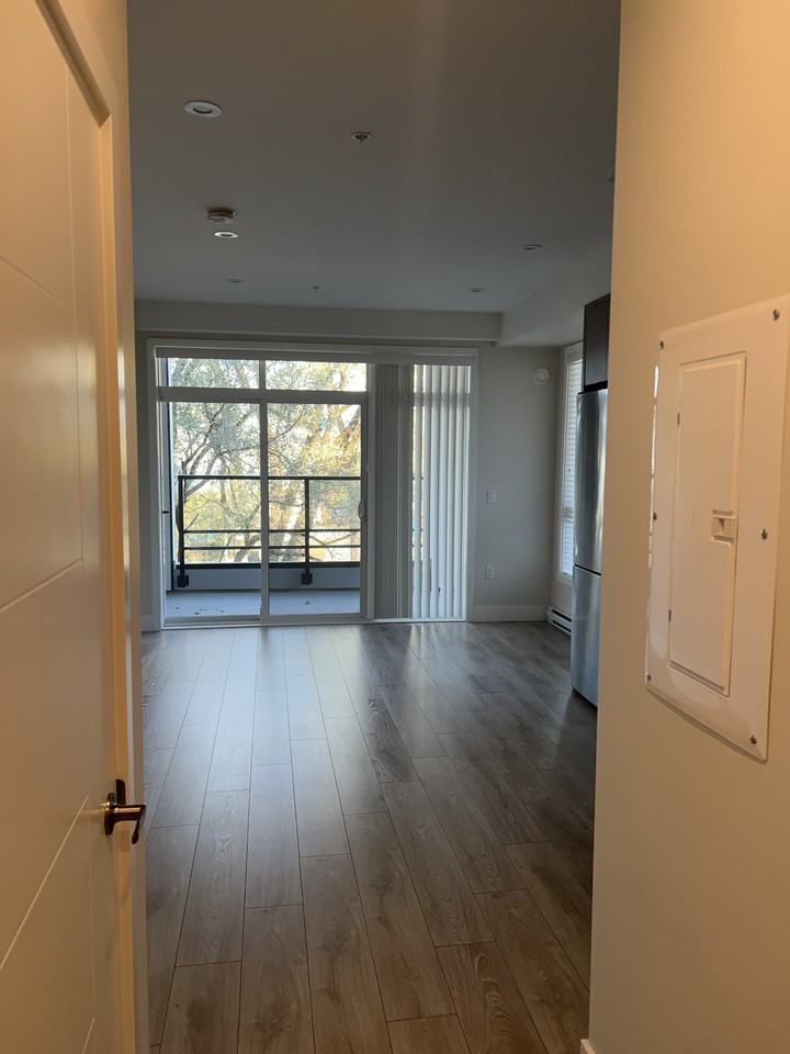 45500 Market Way - Photo 4 of 10