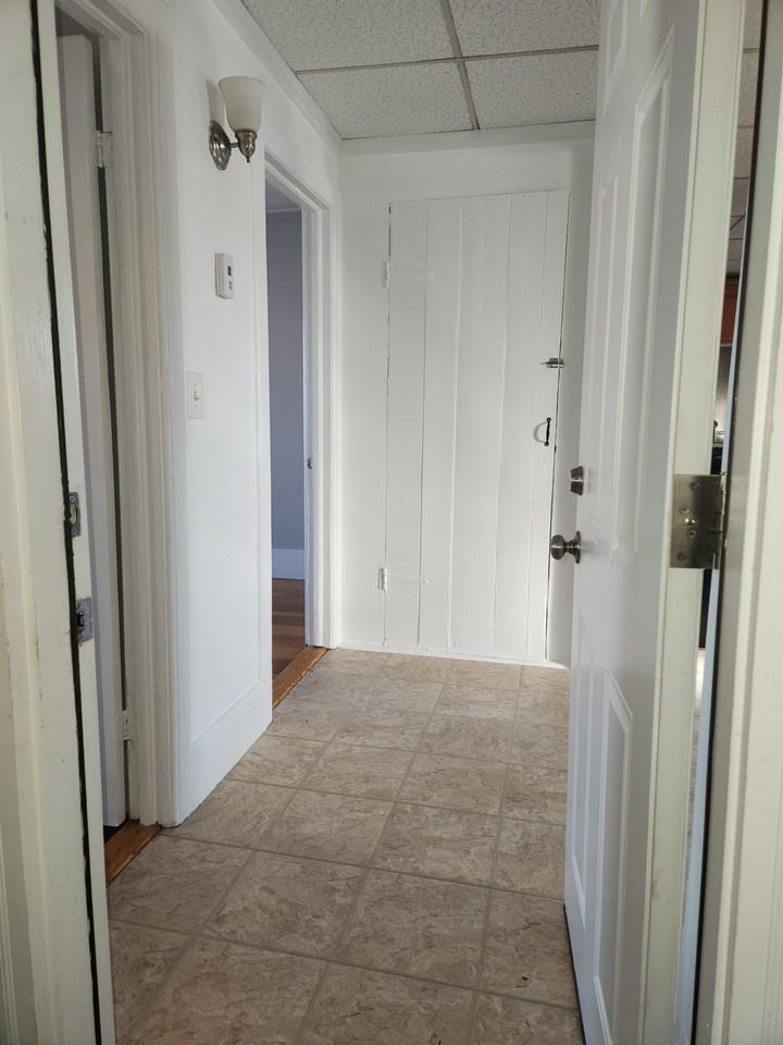 18-20 Lowell Street 18-2 - Photo 3 of 21