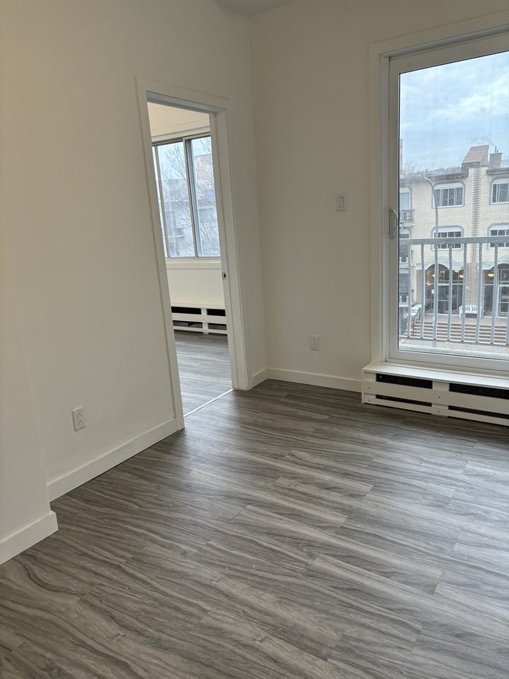 2390 Av Madison