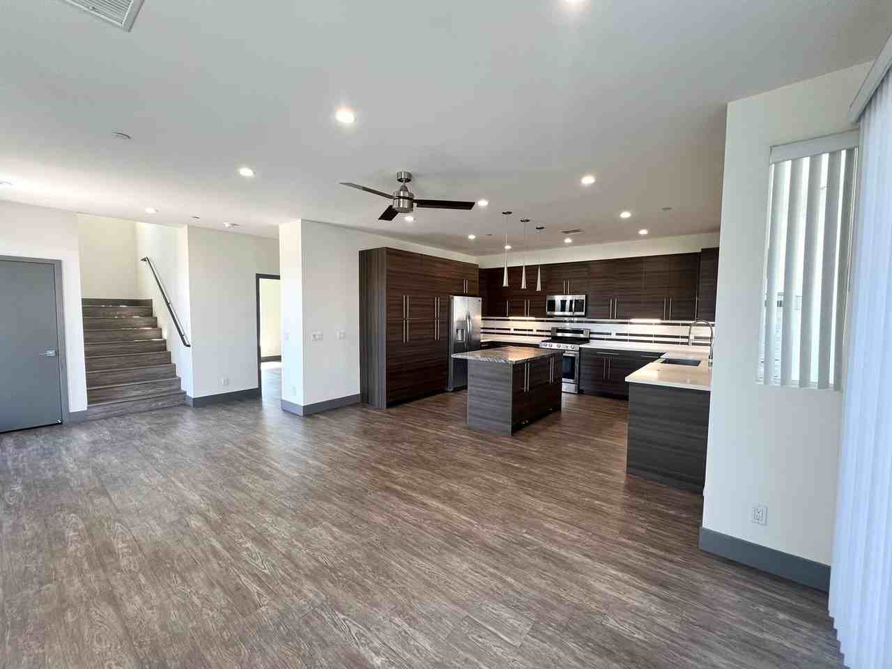 6437 West 86th Place - Photo 5 of 50