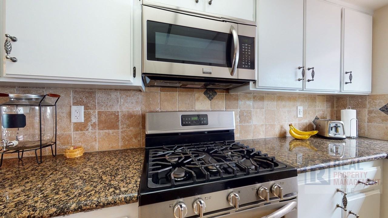 212 Avenida Montalvo - Photo 4 of 24