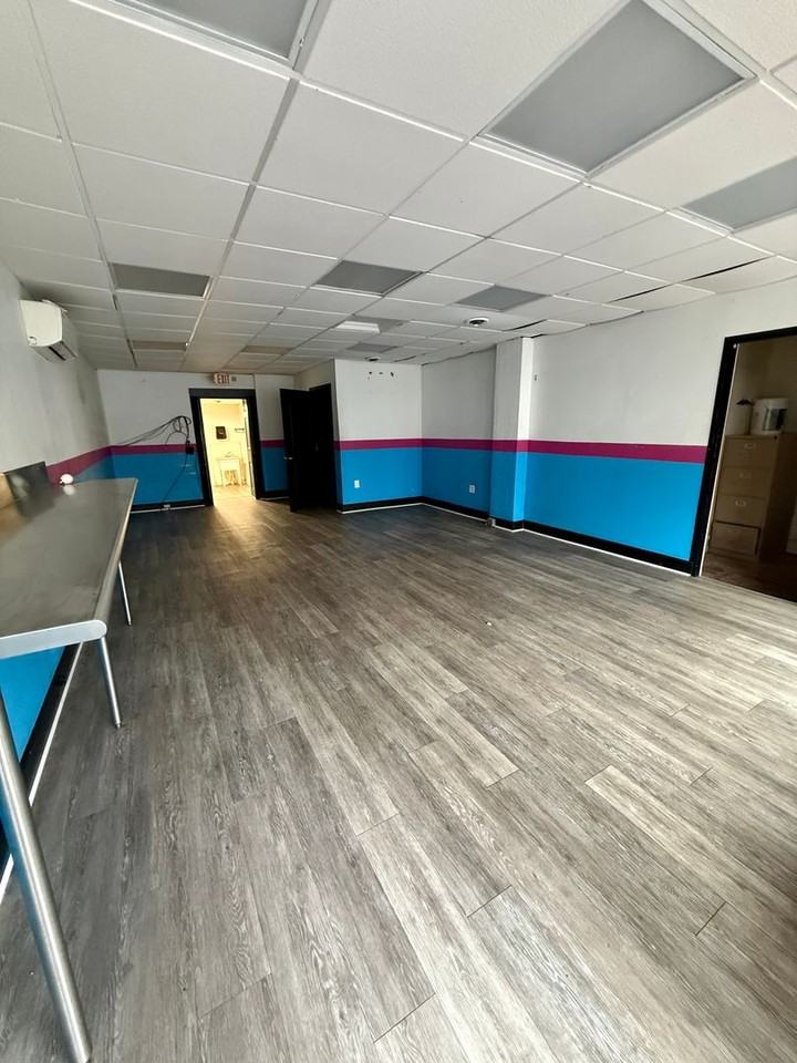 10 South Main Street - Photo 5 of 9