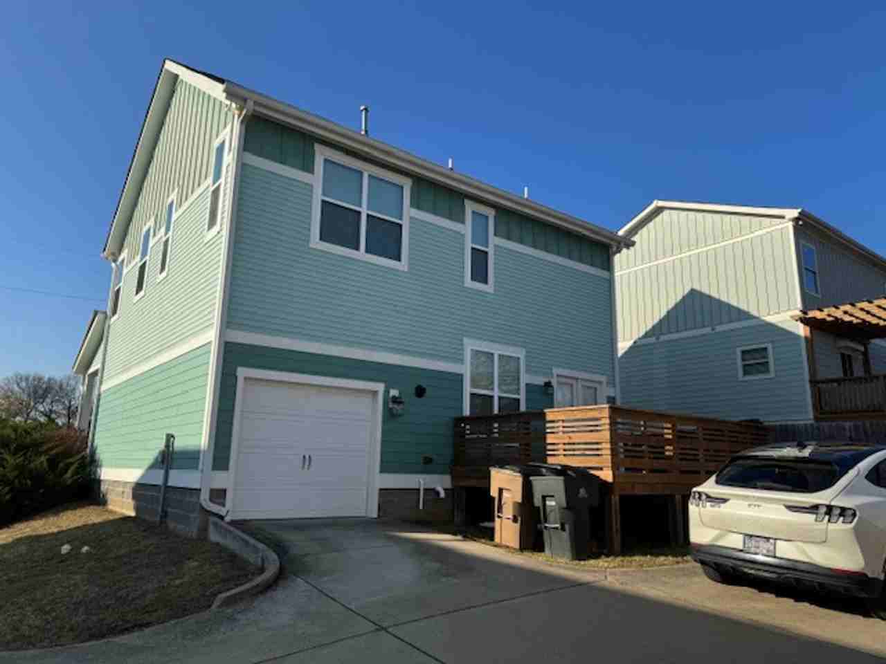 1601 Rebecca Street - Photo 5 of 32