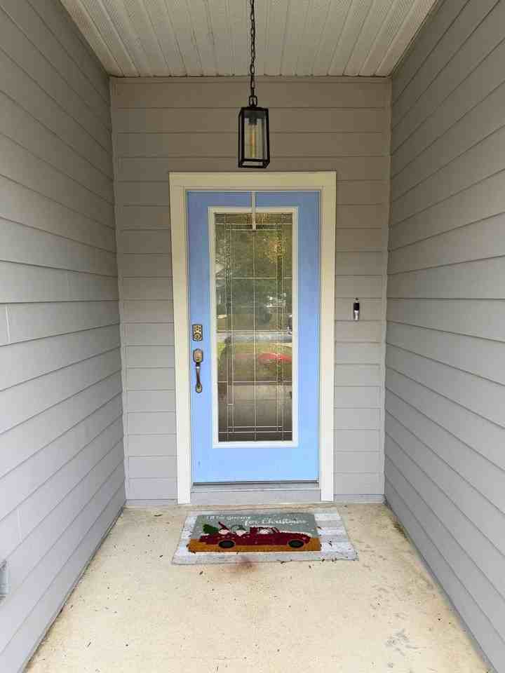 208 Boatsman Way - Photo 2 of 50