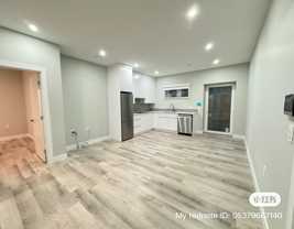 Handsworth Rd & Capilano Rd - Photo 1 of 1