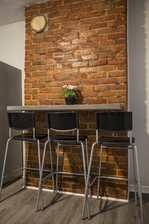 951 South Shelby Street - Photo 6 of 38