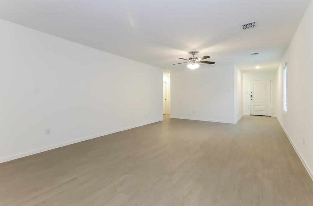 1028 Calley Pear Trl - Photo 4 of 16