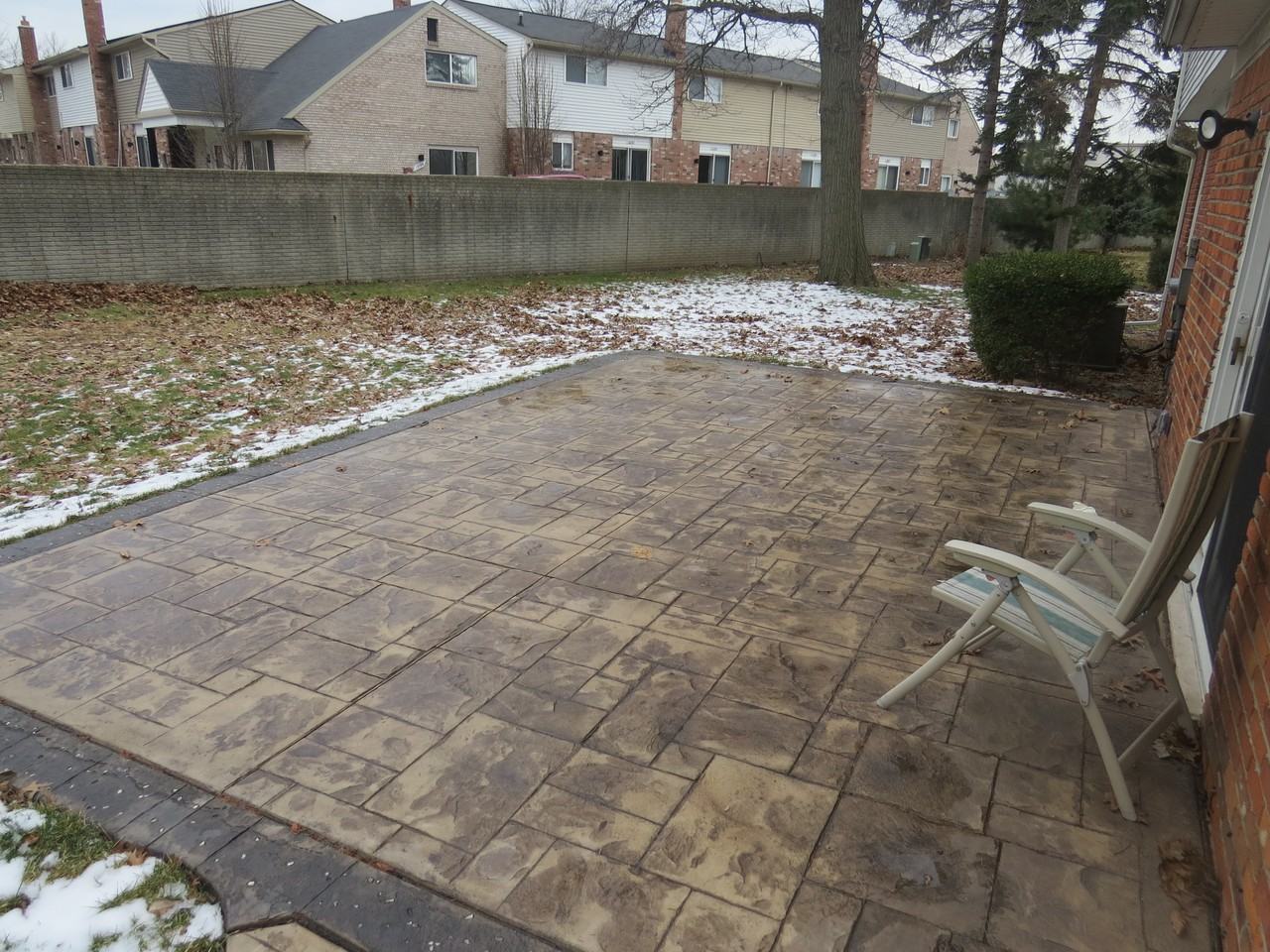 19181 Wedgewood Rd - Photo 2 of 16