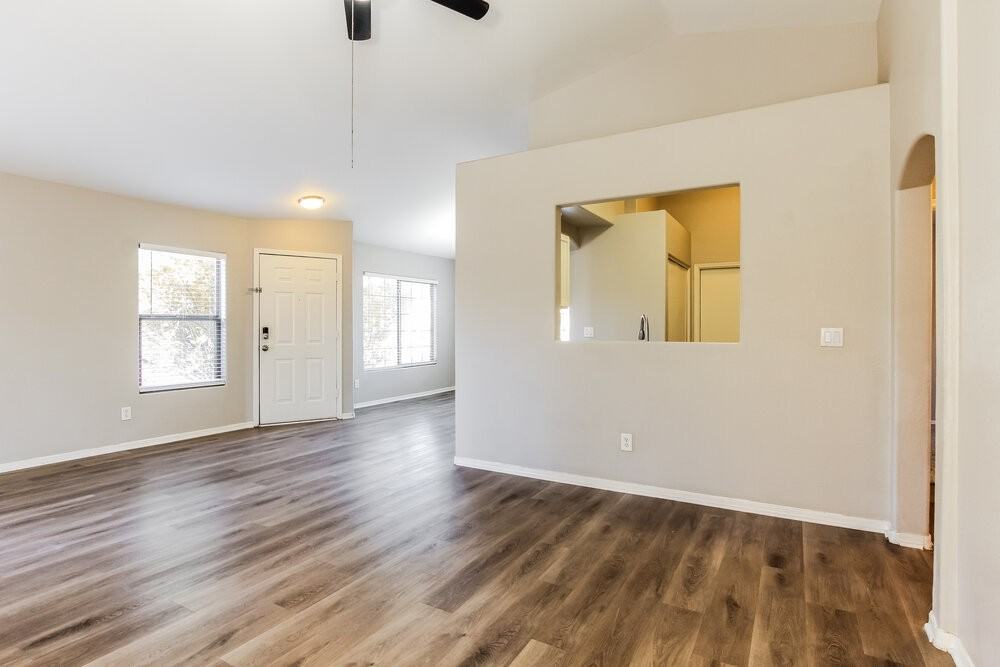 13381 W Ocotillo Ln - Photo 5 of 16