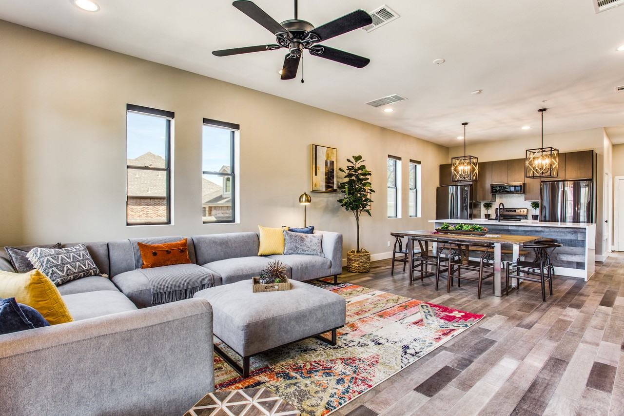 3149 Lubbock Ave - Photo 6 of 26