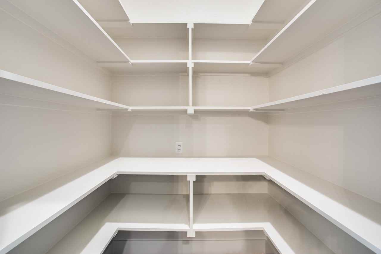 3149 Lubbock Ave - Photo 2 of 26