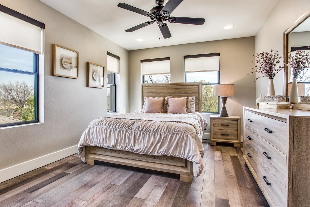 3149 Lubbock Ave - Photo 4 of 26