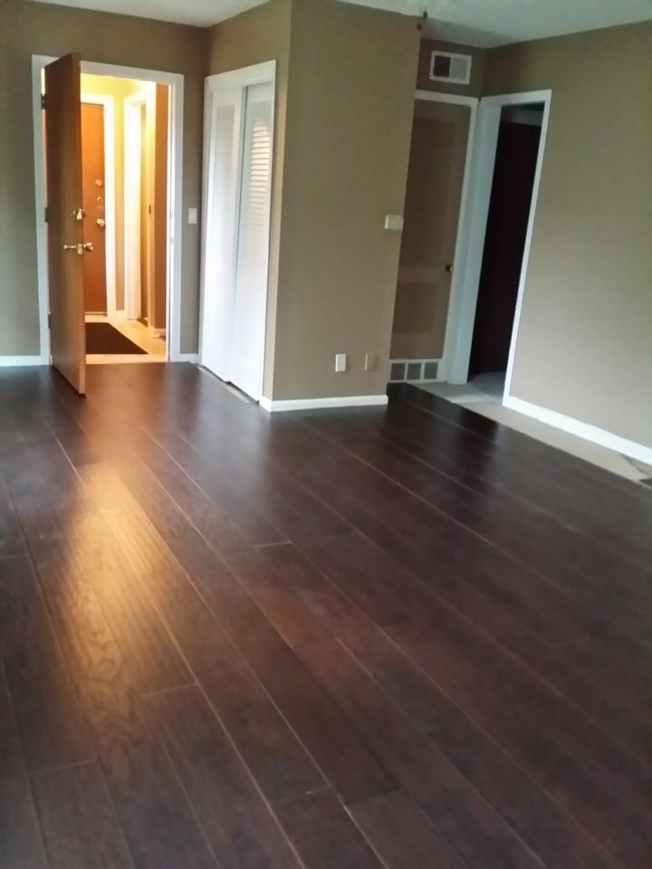 215 E 113th St #9 - Photo 2 of 7