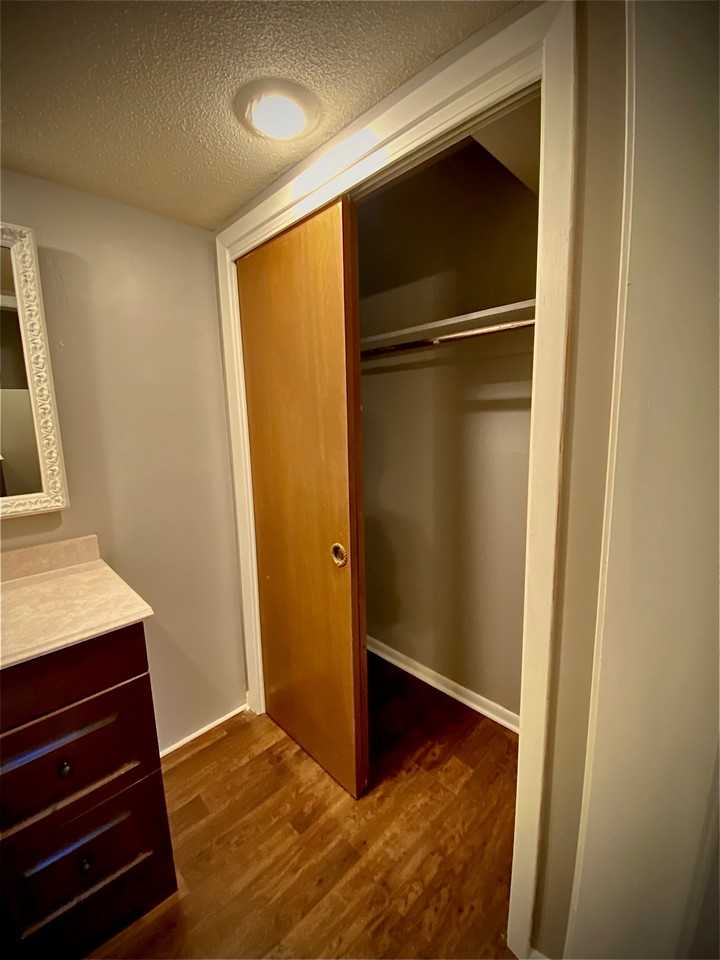 215 E 113th St #9 - Photo 6 of 7