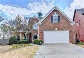 featured image of 250 Fieldsborn Way Northeast