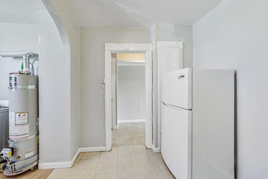 2624 Sacramento St - Photo 7 of 19