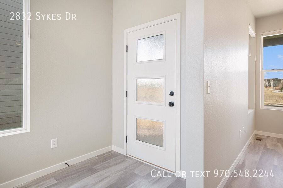 2832 Sykes Drive - Photo 3 of 22