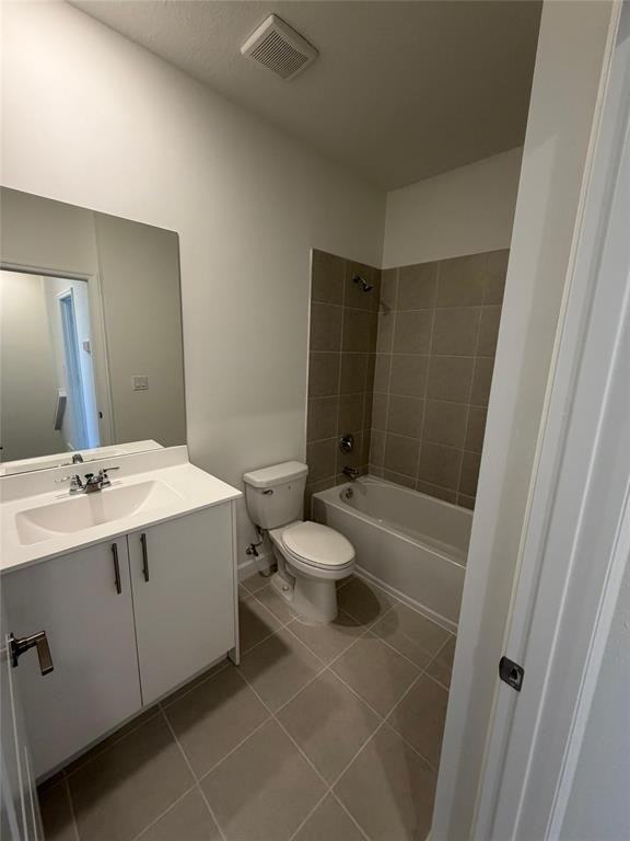 1131 Se 2nd St #1131 - Photo 3 of 16