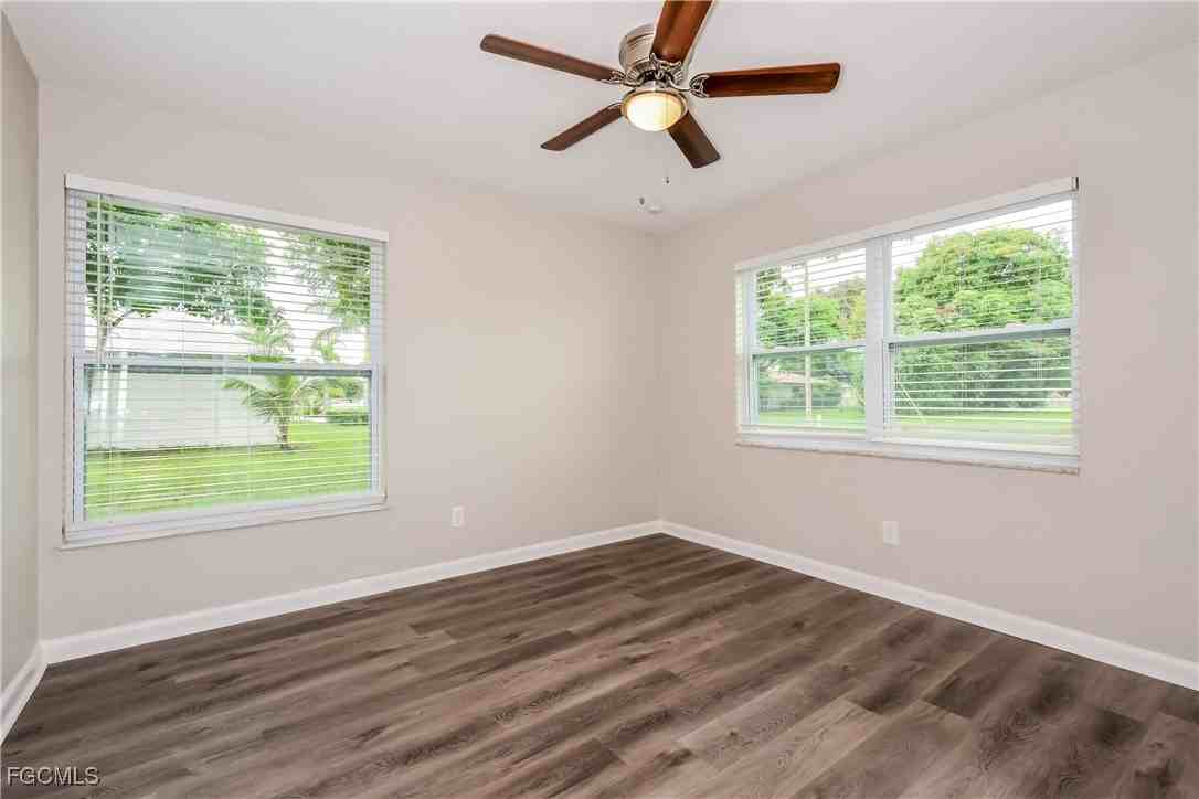 1820 Southeast 10th Street #1820 - Photo 4 of 16