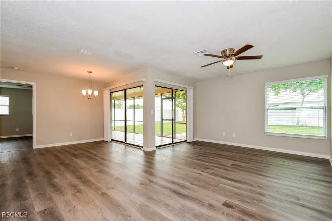 1820 Southeast 10th Street #1820 - Photo 6 of 16