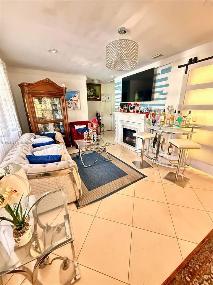 7666 Lasalle Blvd #7666 - Photo 4 of 18