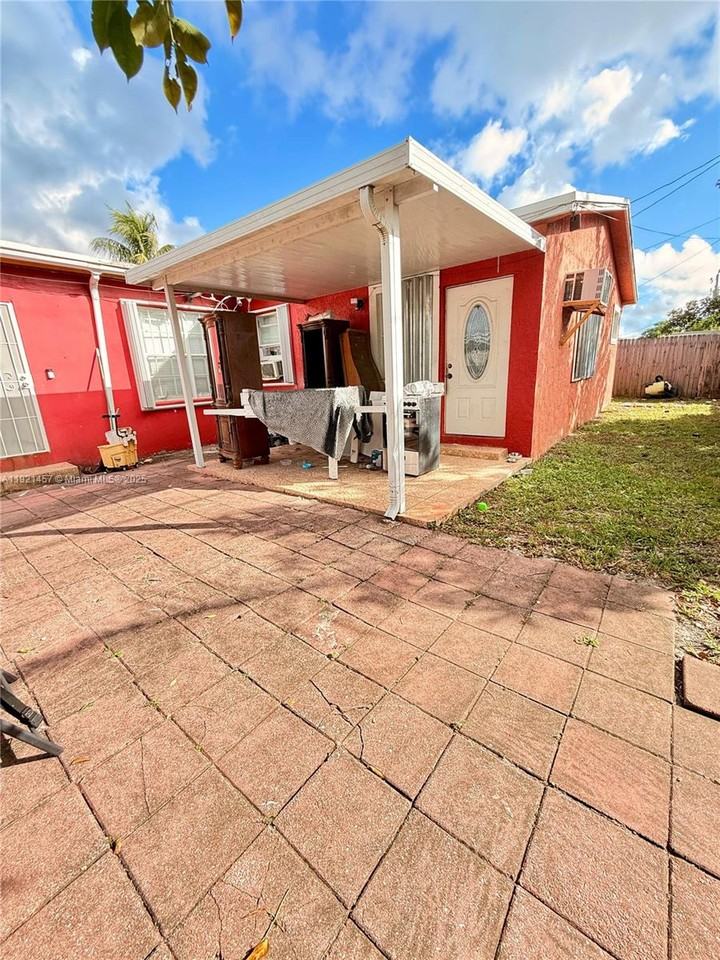 7666 Lasalle Blvd #7666 - Photo 7 of 18