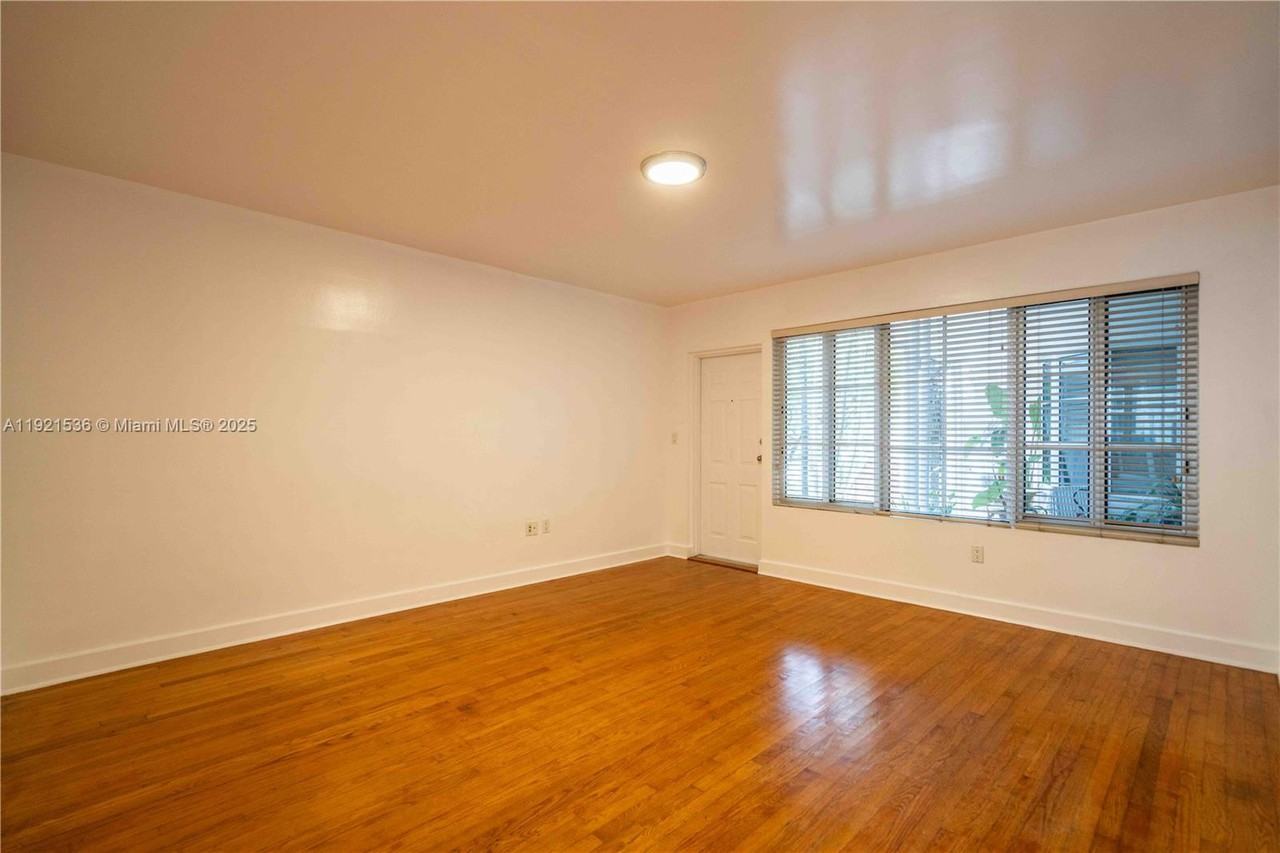 2425 Flamingo Place #2425-3 - Photo 2 of 14
