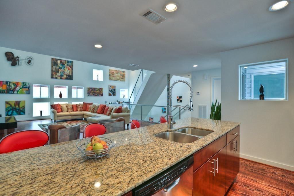 317 Sydnor St #317 - Photo 7 of 28