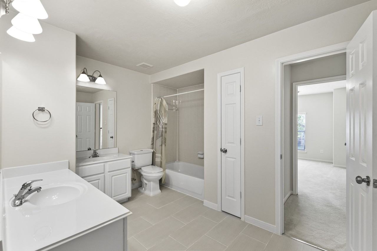 2806 Shadow Canyon Lane #2806 - Photo 2 of 48