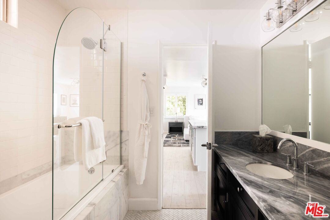 9809 Beeson Drive #9809C - Photo 2 of 7