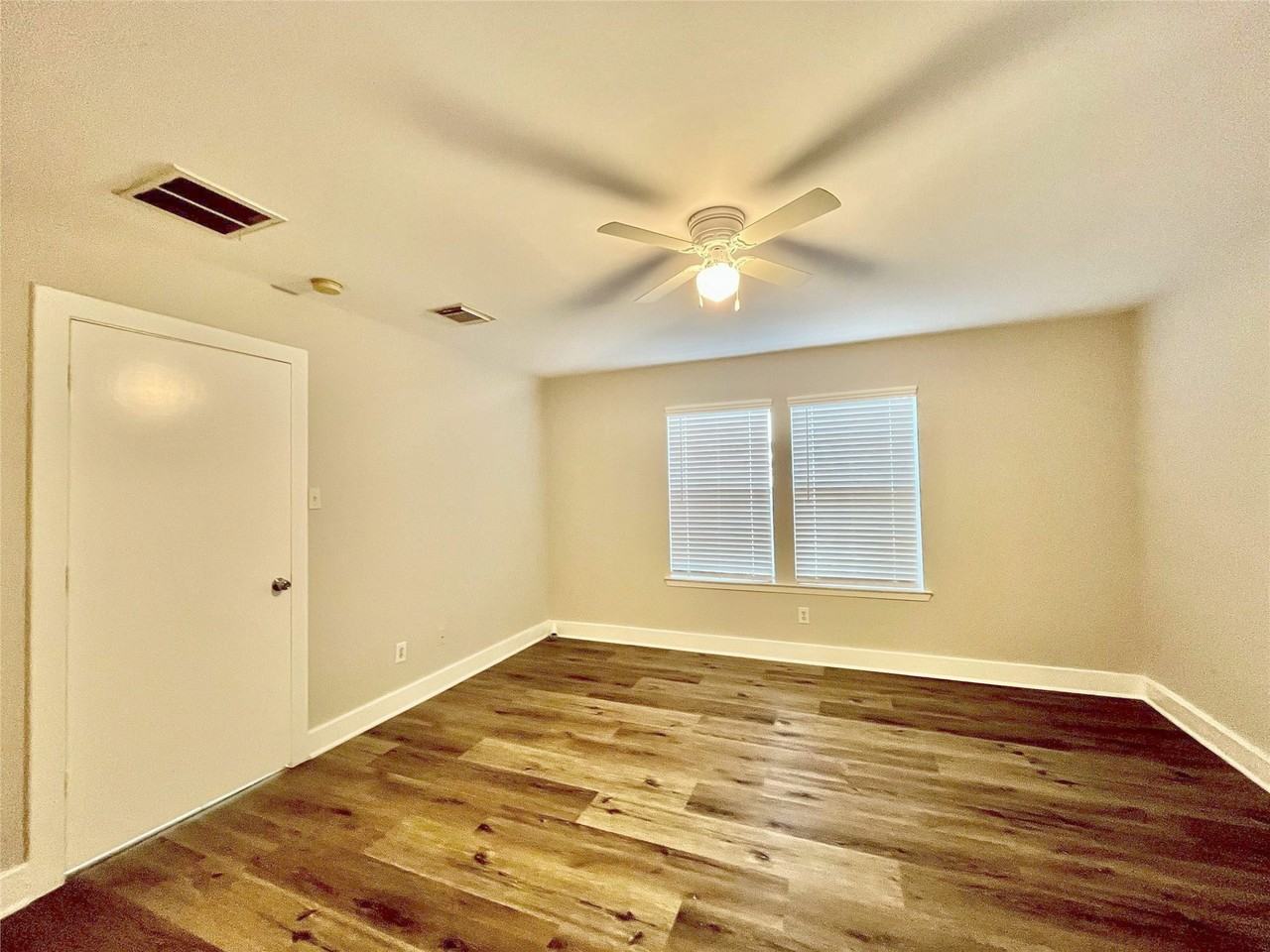 1511 Nichole Woods Drive #1511 - Photo 6 of 22