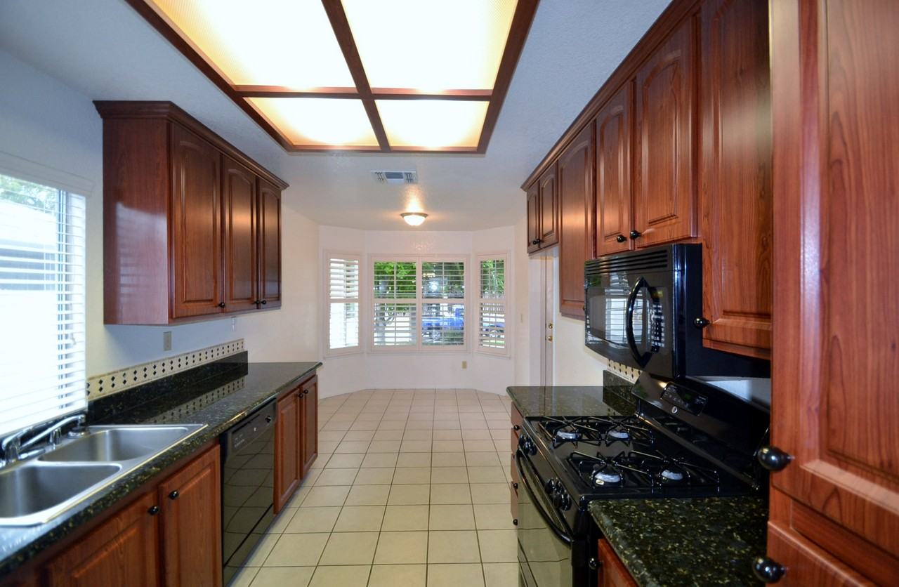 8184 Point Loma Way - Photo 2 of 5