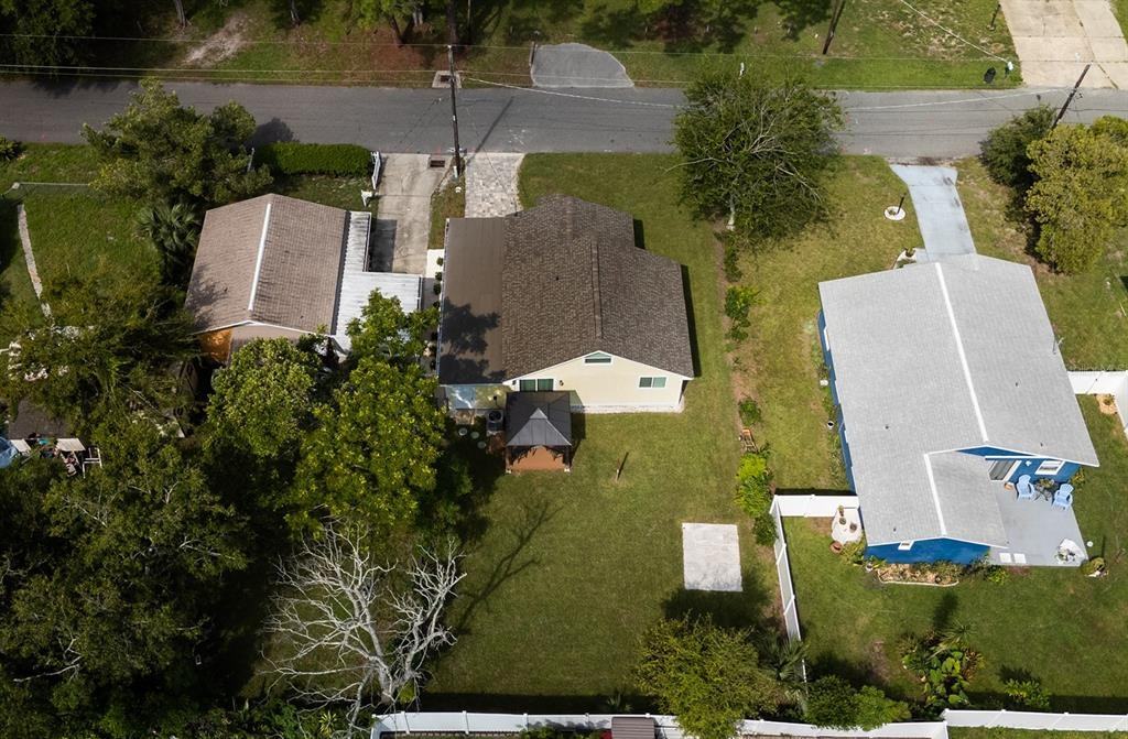 908 3rd Street #908 - Photo 7 of 33