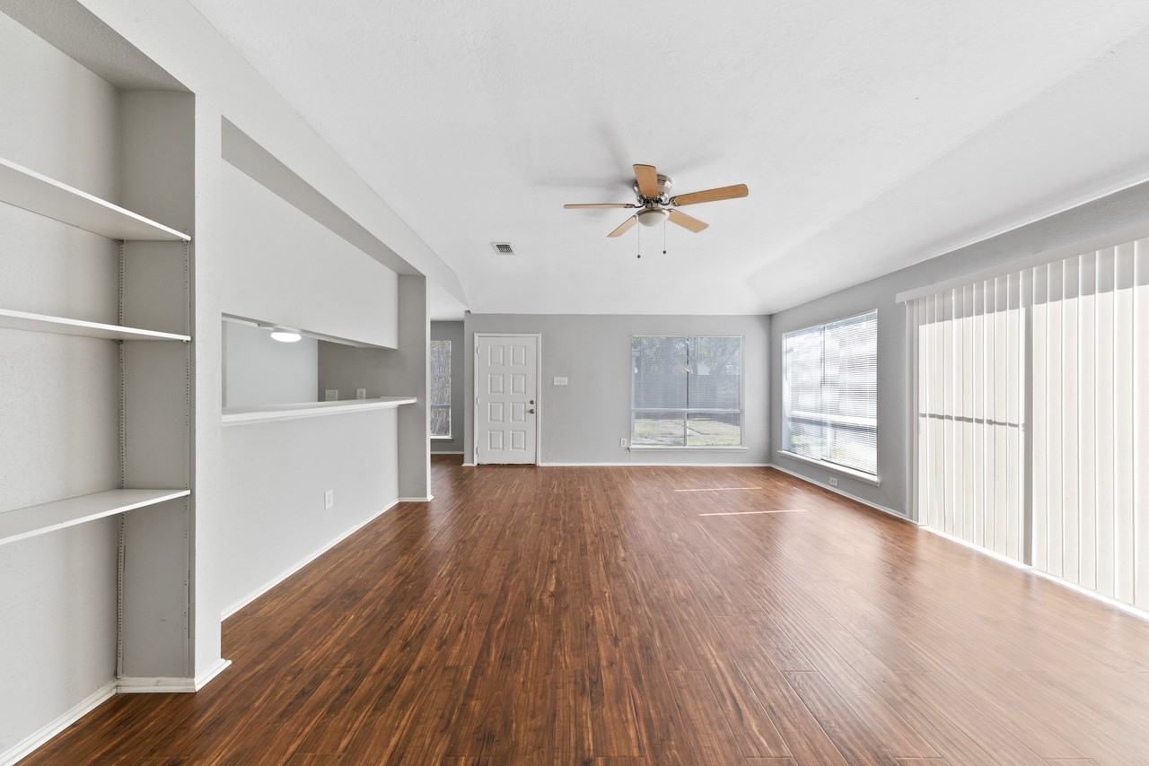 10635 Autumn Meadow Lane #10635 - Photo 7 of 15