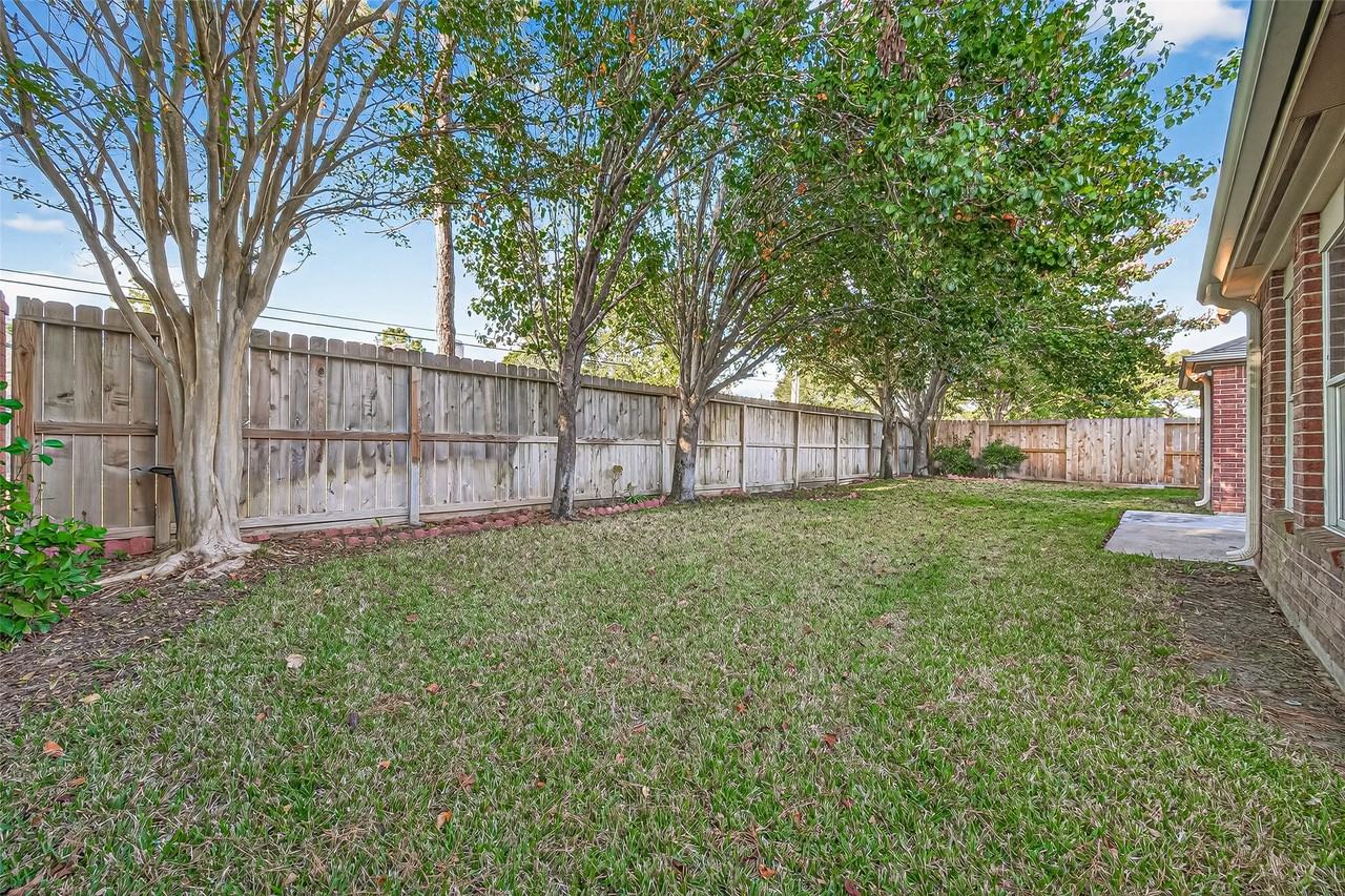 26414 Suffield Glen Lane #26414 - Photo 6 of 50