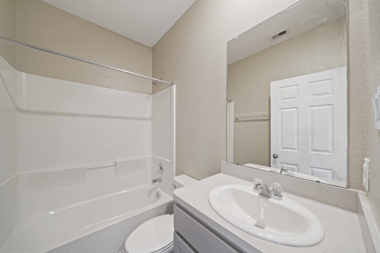7823 Winward Ridge Way #7823 - Photo 6 of 25