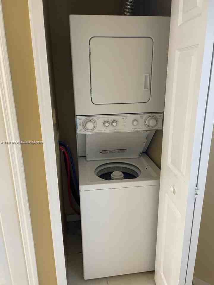 2920 Southeast 13th Road