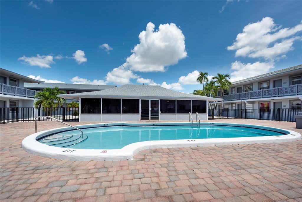 2109 Davie Blvd #2109-150 - Photo 4 of 12