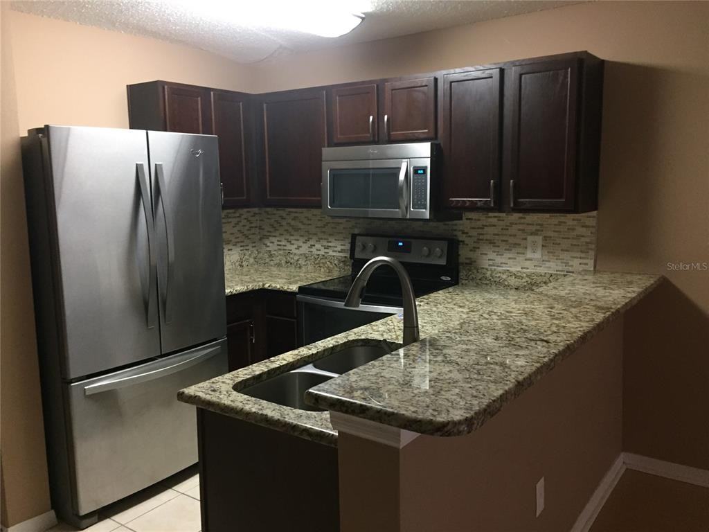 8505 Edgewater Place Blvd #8505 - Photo 6 of 14